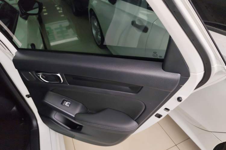 Used Honda Civic 2022 240TURBO CVT Dynamic Edition
