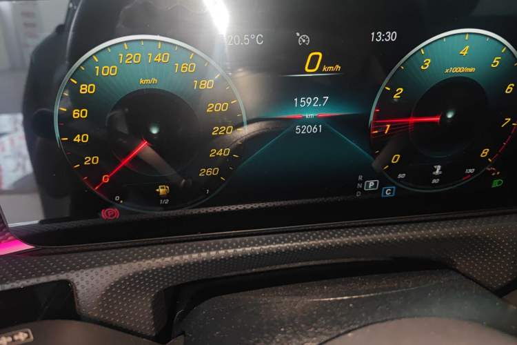 Used Mercedes-Benz A-Class 2021 A 200 L Sport Sedan Fashion Model
