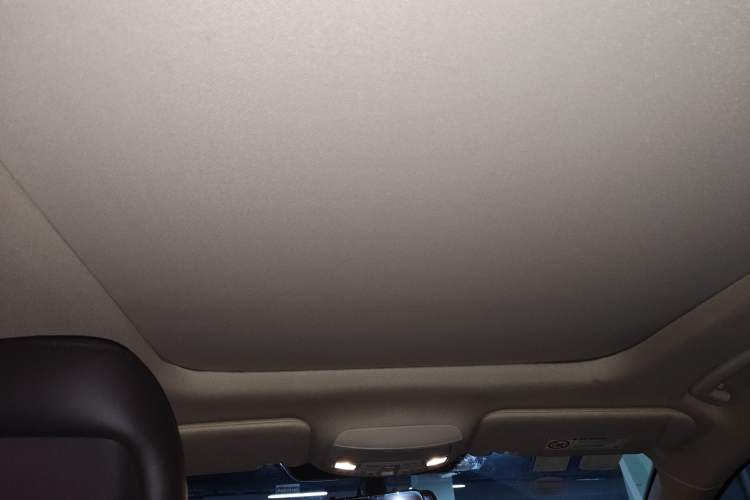 Used Lincoln MKC 2014 2.0T Two-Wheel-Drive Luxury Edition Headliner