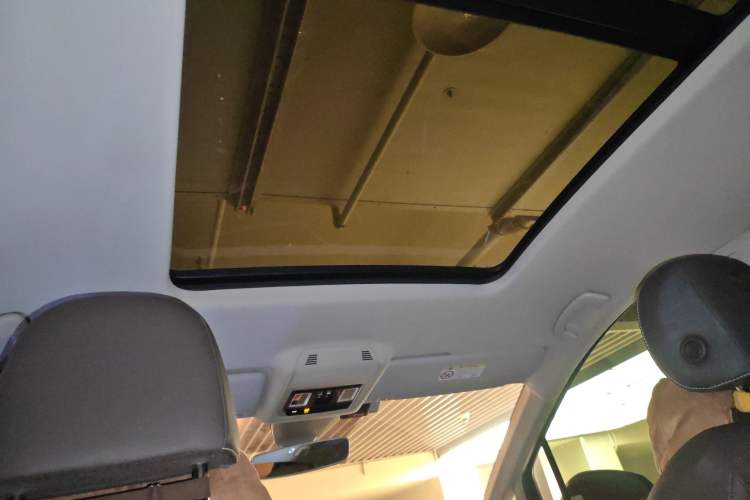 Used Volkswagen Viloran 2022 380TSI Prestige Edition