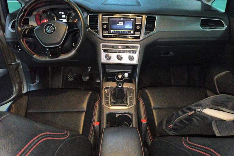 Used Volkswagen Golf Sportsvan 2016 1.6L Manual Comfort Model