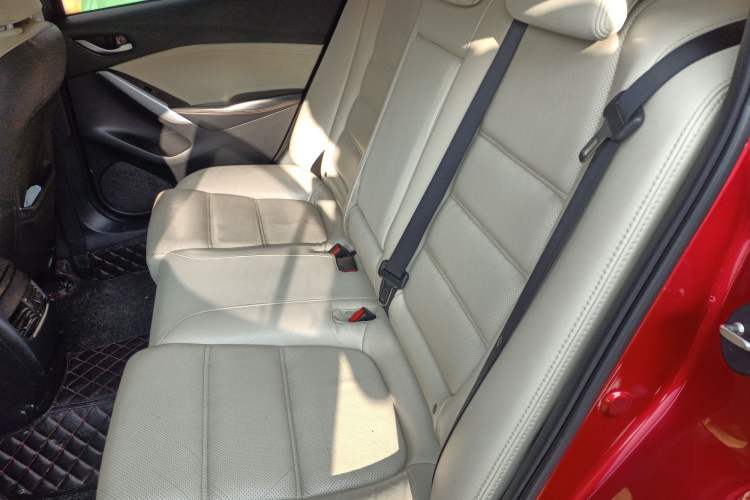 Used Mazda Atenza 2014 2.0L Blue Sky Luxury Edition