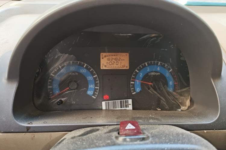 Used Dongfeng Xiaokang V27 2011 1.3L Standard Version BG13-20 Instrument Cluster