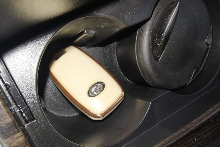 Used Land X7 2015 2.0T Panoramic Prestige Edition Vehicle Key