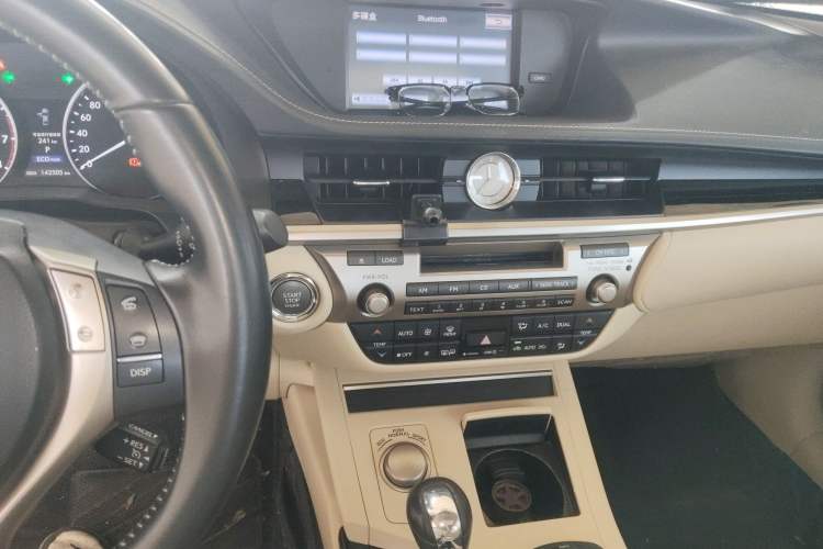 Used Lexus ES 2013 250 Elite Edition
