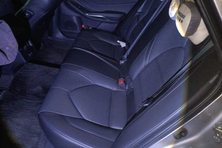 Used Toyota Avalon 2019 2.0L Luxury Edition China VI Standard
