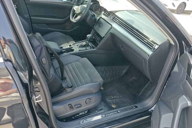 Used Volkswagen Magotan 2020 330TSI DSG Luxury Edition
