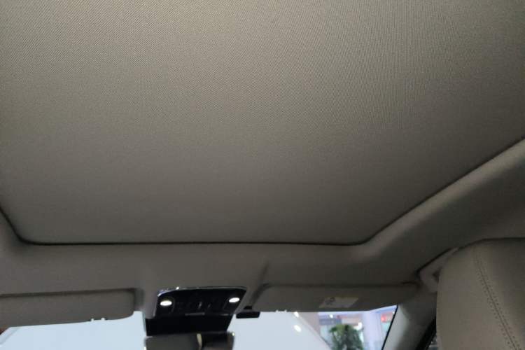 Used JETOUR X70 2023 Zhuge 2.0T DCT Kongming 5-Seater