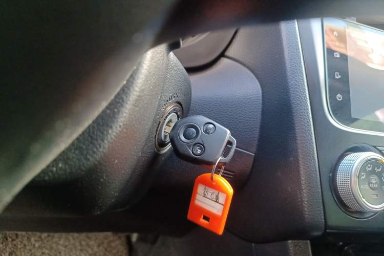 Used Subaru XV 2015 2.0i Special Edition Sport Model
