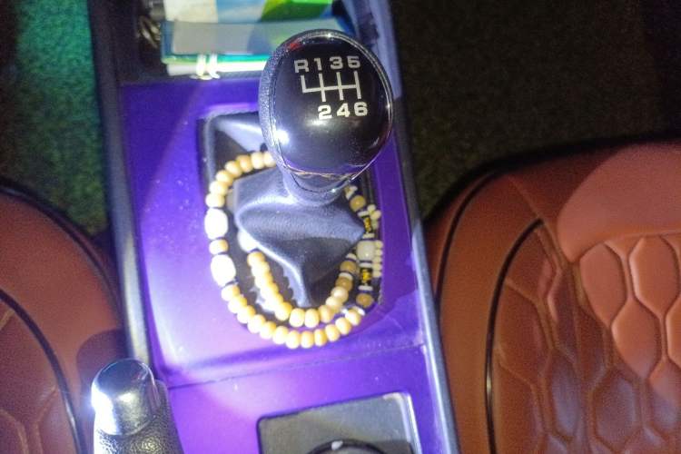 Used Haima M6 2015 1.5T Manual Comfort Model Gear Lever