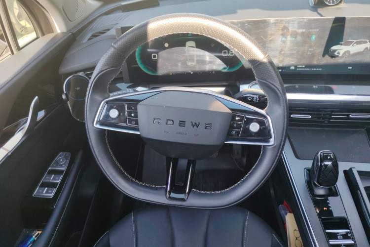 Used Roewe RX5 MAX 2022 1.5T Automatic Zhiwei Prestige Edition
