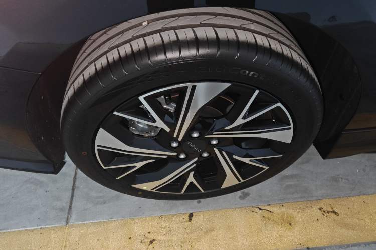 Used Lynk & Co 03 2026 Model 1.5TD DCT Pro