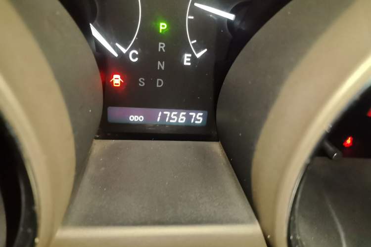 Used Toyota Highlander 2012 3.5L 4x4 7-Seater Luxury Edition with Navigation