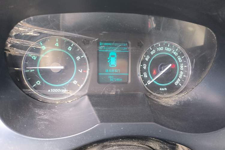 Used JAC Group Refine M5 2014 Colorway 2.0T Gasoline Manual Business Edition Instrument Cluster