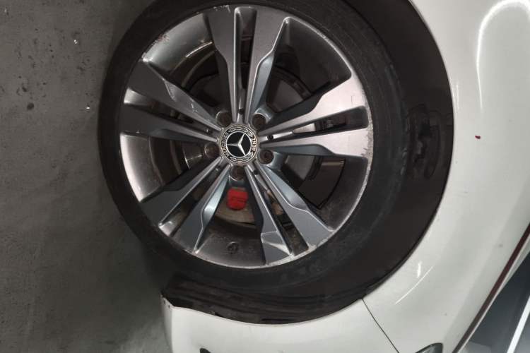 Used Mercedes-Benz CLA 2018 CLA 200 Sport Edition Right Front Wheel Hub