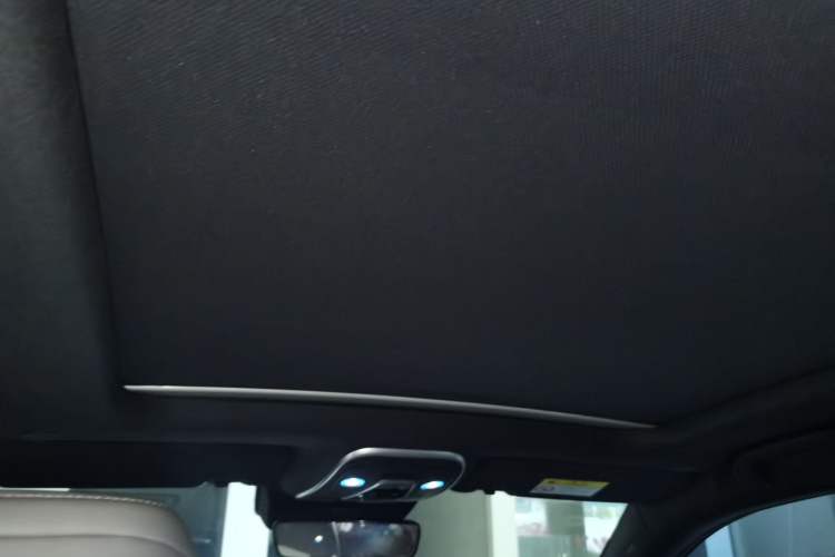 Used BYD Tang New Energy 2024 DM-i Glory Edition 112KM Prestige Model Headliner