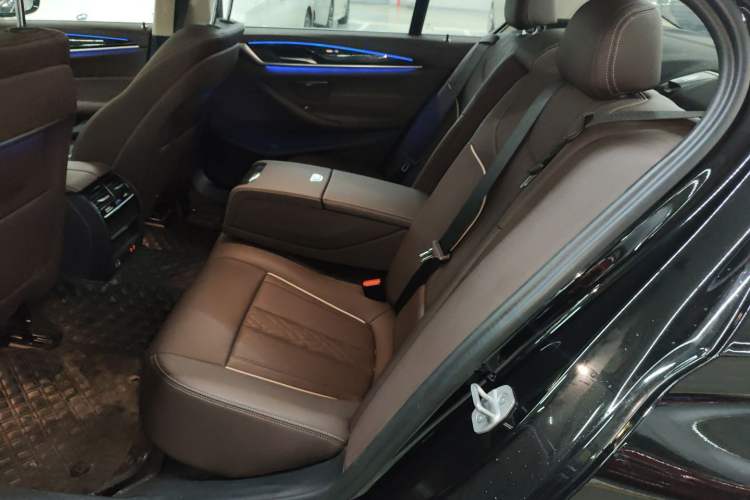 Used BMW 5 Series 2022 Second Facelift 525Li Luxury Package
