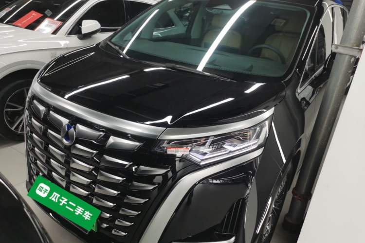 Used Denza D9 2022 DM-i 970 Four-Wheel Drive Prestige Model