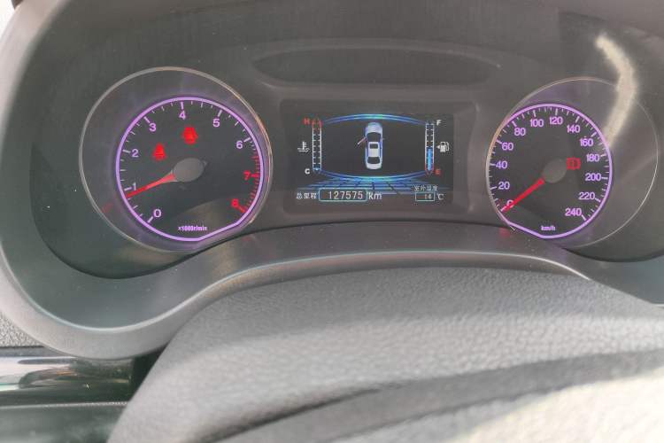 Used BYD Surui 2014 1.5TI Manual Luxury Model
