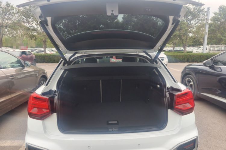 Used Audi Q2L 2022 35 TFSI Fashionable and Elegant Model Trunk