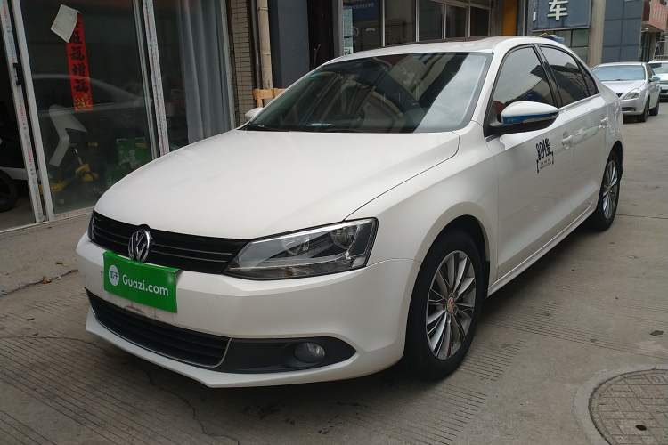 Used Volkswagen Sagitar 2014 Revised Version 1.6L Automatic Comfort Edition