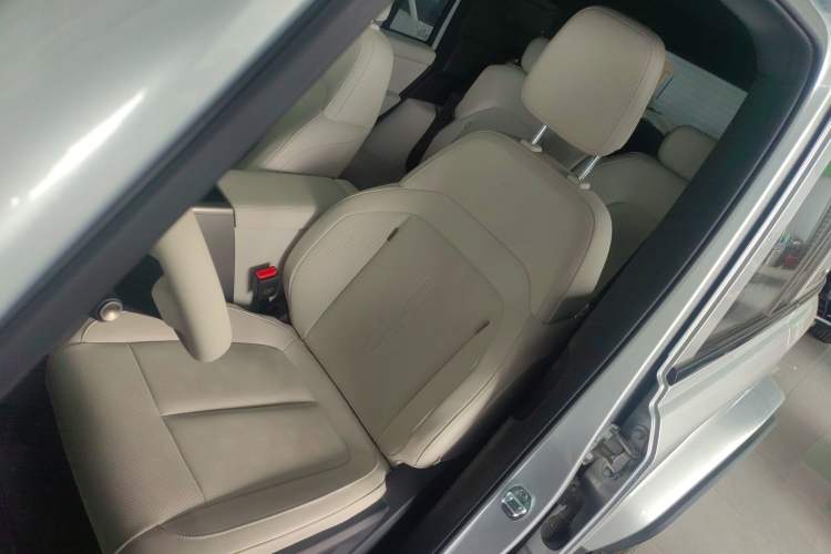 Used iCAR V23 2026 Model 550 Two-Wheel Drive Super Sports Edition Left Front Seat