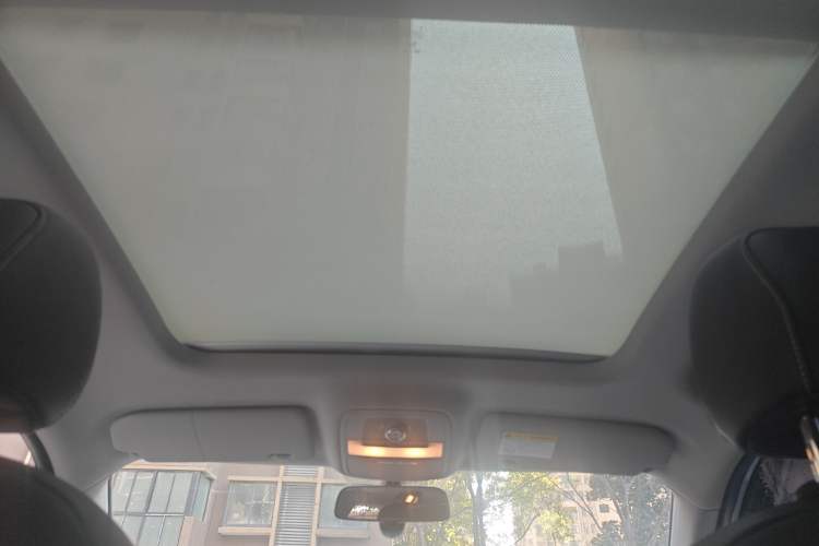 Used Roewe RX5 2016 20T Two-Wheel Drive Manual Flagship Edition