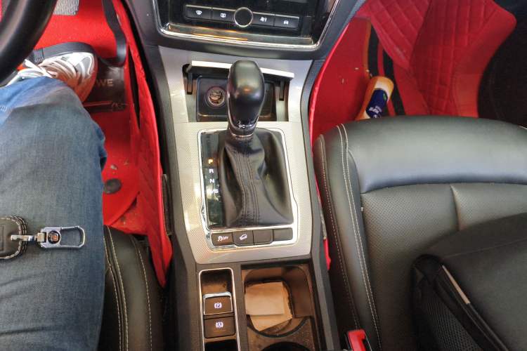 Used Roewe RX5 2020 20T Automatic 4G Connected Million Edition