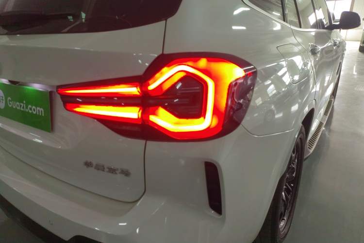 Used BMW iX3 2024 Leading Model
