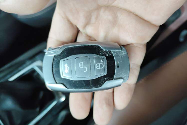 Used BYD Surui 2015 Revised Version 1.5L Manual Luxury Edition