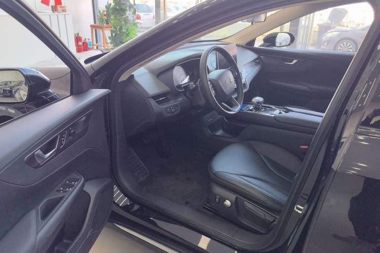 Used Hongqi E-QM5 2021 Charging Version Flagship Edition
