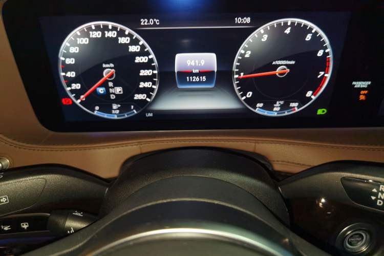 Used Mercedes-Benz Maybach S-Class 2019 S 560 4MATIC Instrument Cluster