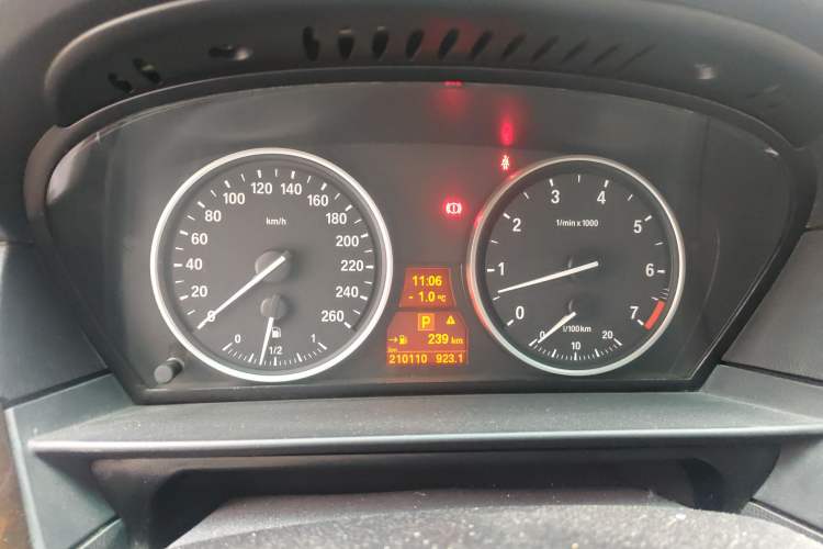 Used BMW 5 Series 2010 523Li Leading Model