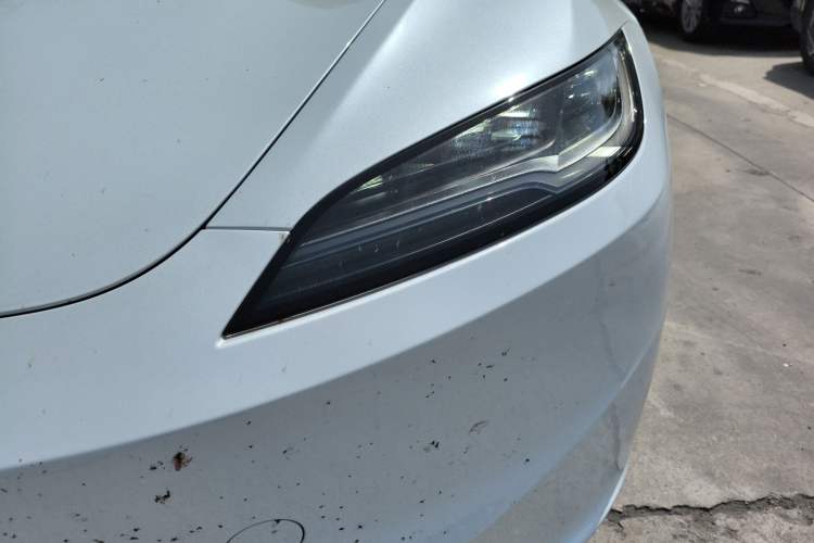 Used Tesla Model 3 2025 Model Revised Rear-Wheel-Drive Version
