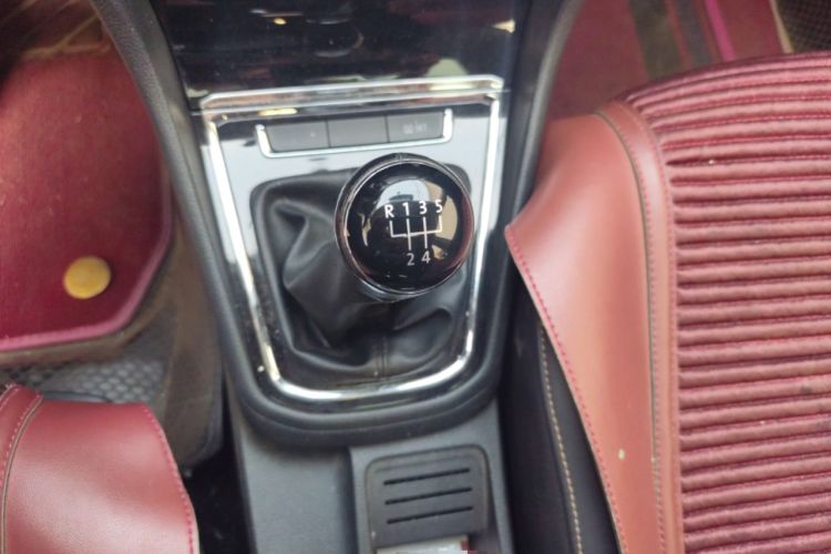 Used Volkswagen Bora 2016 1.6L Manual Comfort Model
