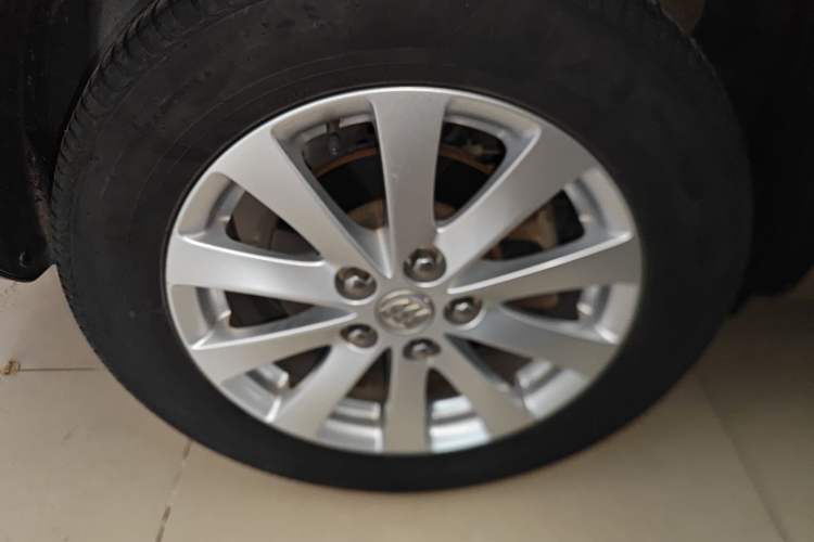 Used Buick GL8 2018 28T Luxury Model China VI Standard