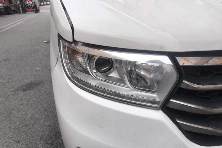 Used JAC Refine M3 2015 Maker Edition 1.6L Luxury Version