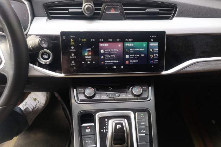 Used Geely Auto Emgrand X7 Sport 2021 1.8TD DCT Two-Wheel Drive Asian Games Edition Audio And AC Panel