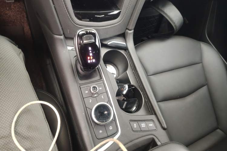 Used Cadillac XT6 2020 28T Six-Seater Fashion Edition Gear Lever