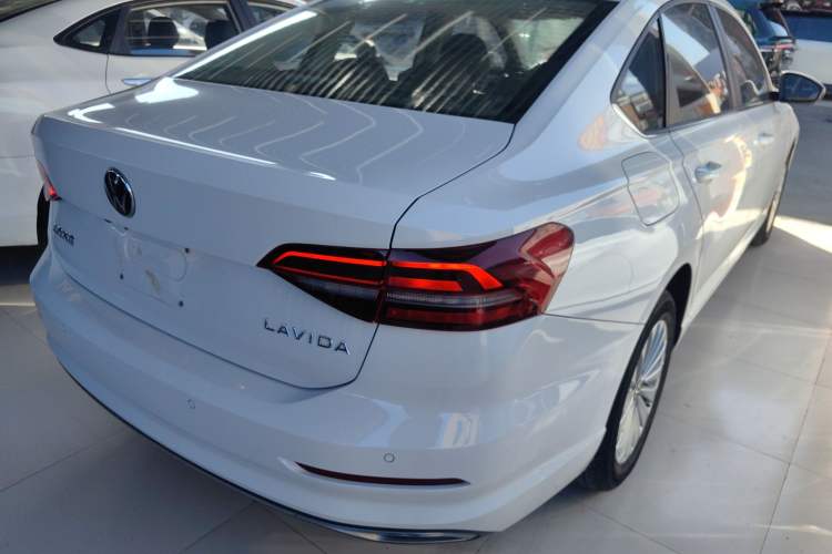 Used Volkswagen Lavida 2021 1.5L Automatic Comfort Edition