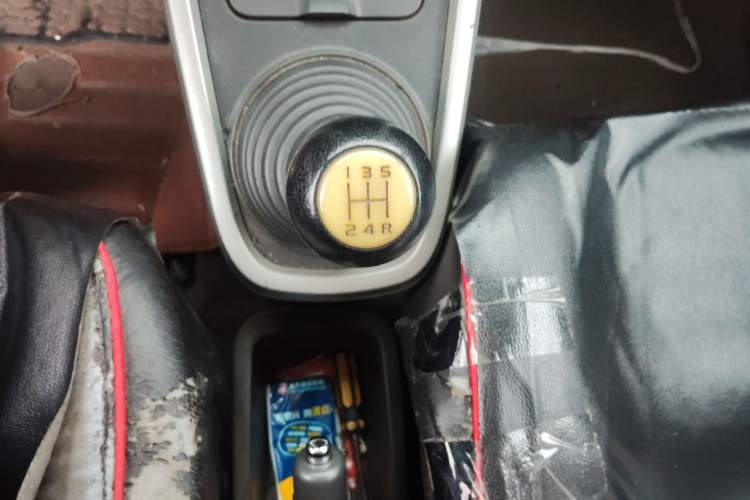 Used Suzuki Wagon R X5 2013 Revised Version 1.4L VVT Cruise Edition Gear Lever