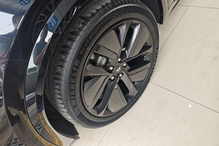 Used Li Auto L9 2022 Max model