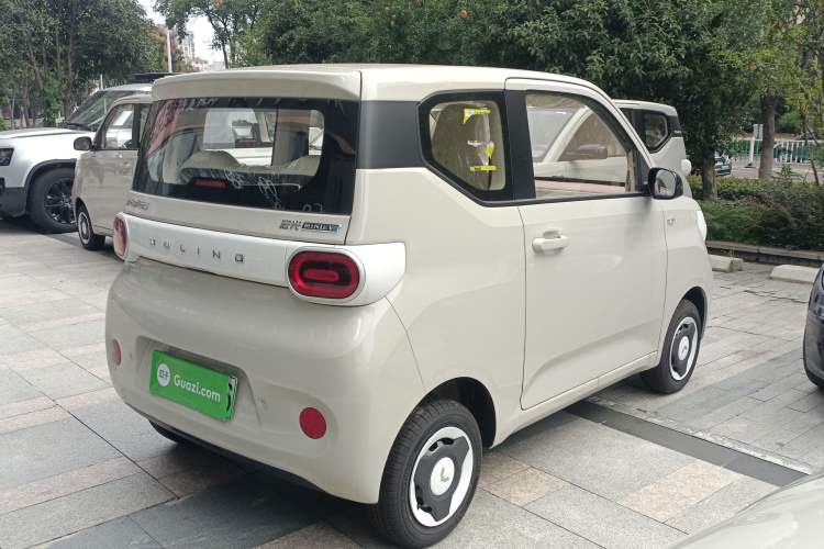 Used Wuling Hongguang MINIEV 2024 3rd Generation 215km Youth Edition