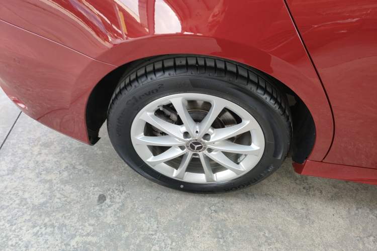 Used Mercedes-Benz A-Class 2021 A 200 L Sport Sedan Fashion Model
