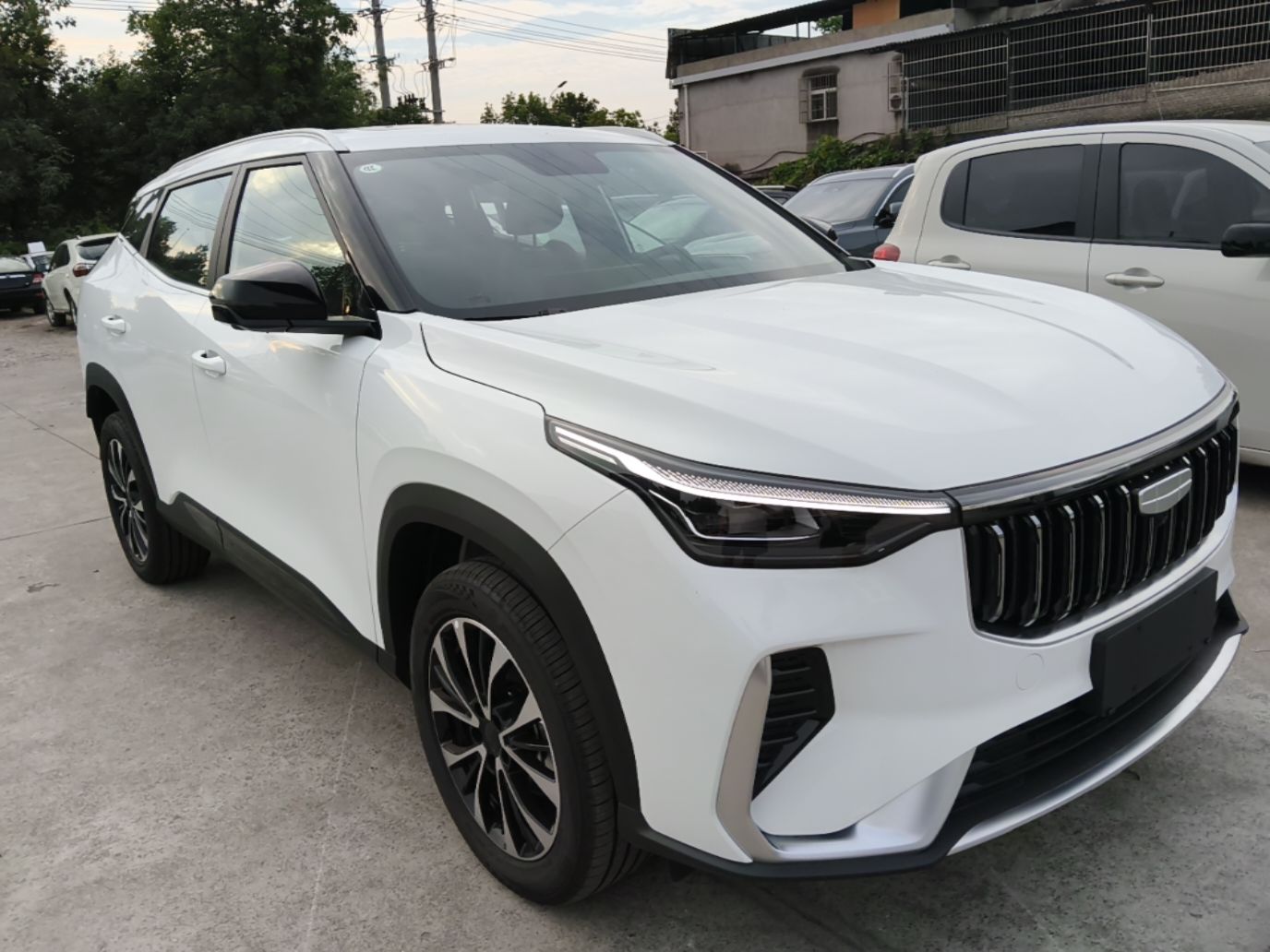 Geely Auto Emgrand X7 Sport 2026 Model 1.5TD Aspirational — снимка 3