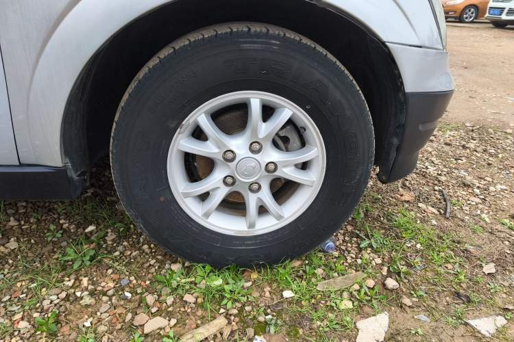 Used SsangYong Actyon 2011 2.0T Two-Wheel-Drive Luxury Diesel Edition Right Front Wheel Hub