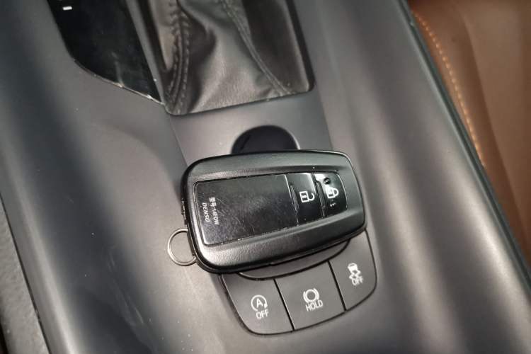 Used Toyota IZOA 2021 2.0L Yidong Edition
