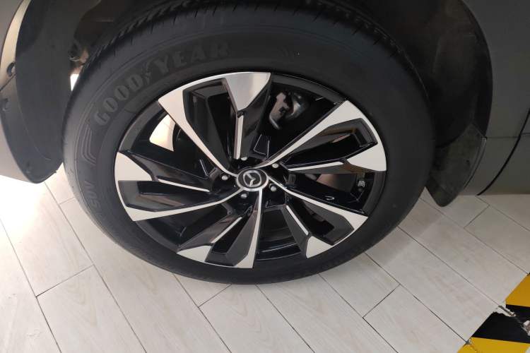 Used Mazda CX-50 2023 2.5L Smart Drive Version Right Rear Wheel Hub