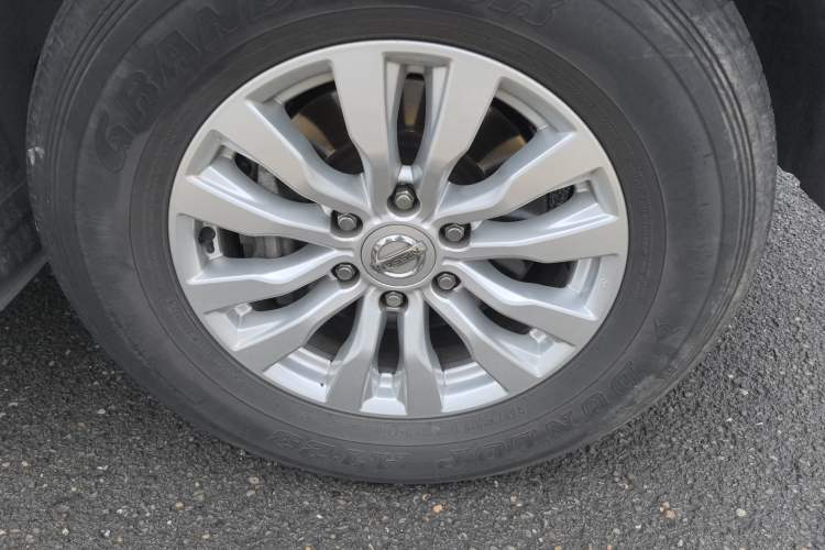 Used Nissan Patrol 2017 4.0L XE Middle East Version
