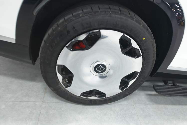 Used Zeekr 9X 2025 Hyper Edition
